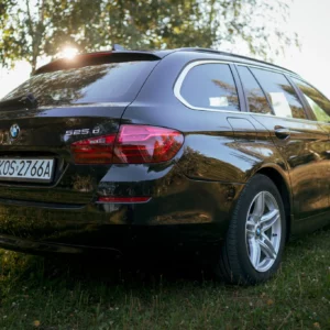 BMW 5 F11